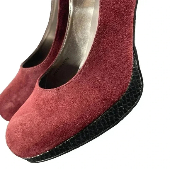 Tahari Leona Burgandy Heels Size 7.5 - Picture 7 of 9